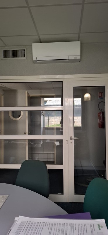 installation de climatisation industrielle climatisation pour le Magasin KIA et JEFCO