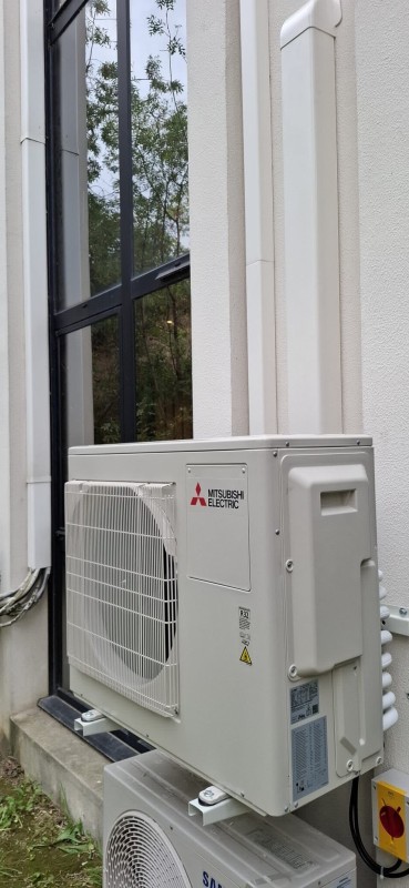 installation de climatisation industrielle climatisation pour le Magasin KIA et JEFCO