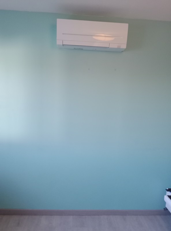 Installation de climatisation MITSUBISHI en multi-Splits pour l’Etage d’une  Maison à TRETS